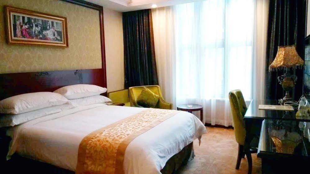 Vienna Hotel - Jinzhou Branch Kanton Exterior foto